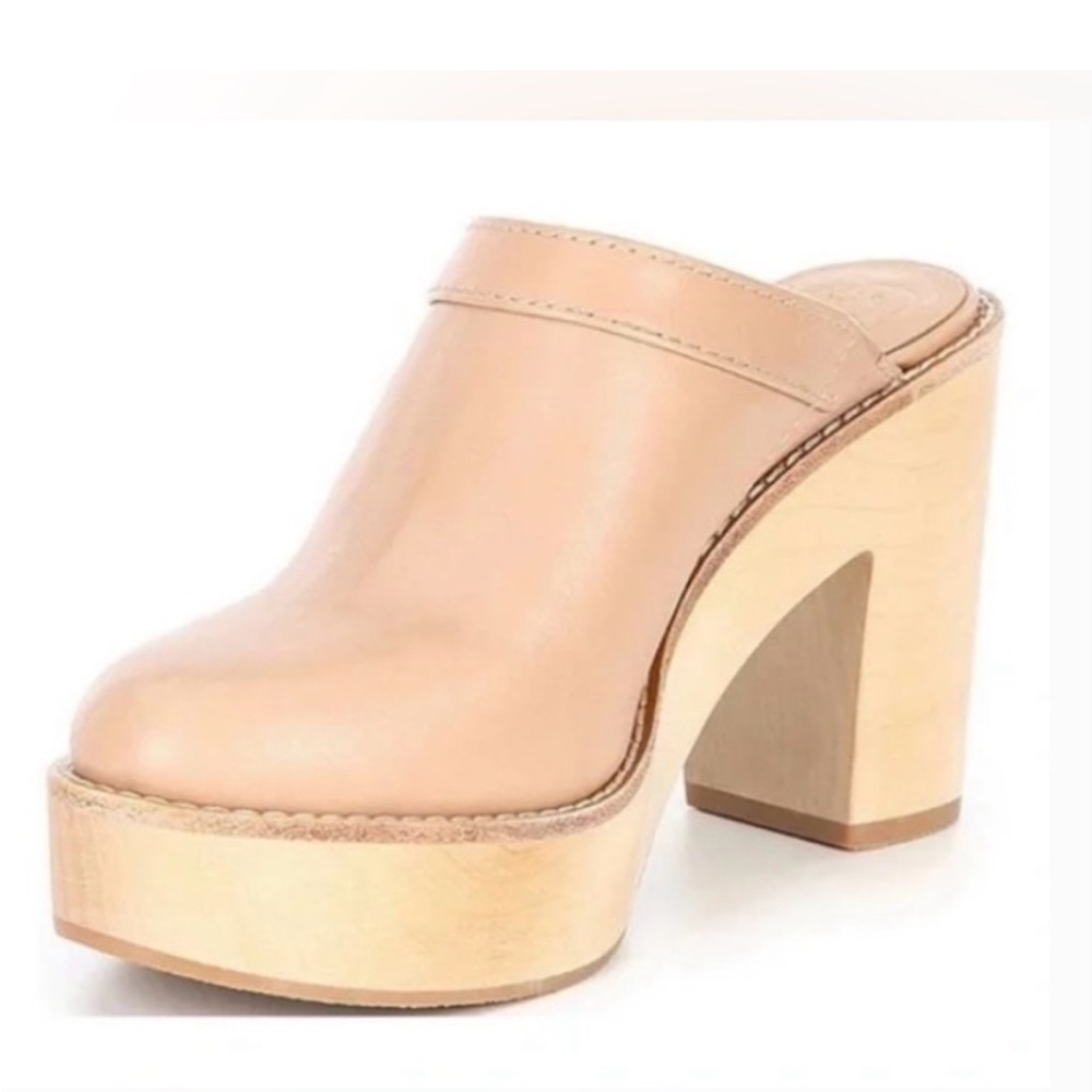 ANTONIO MELANI Nude Leather Platform Clog Mules